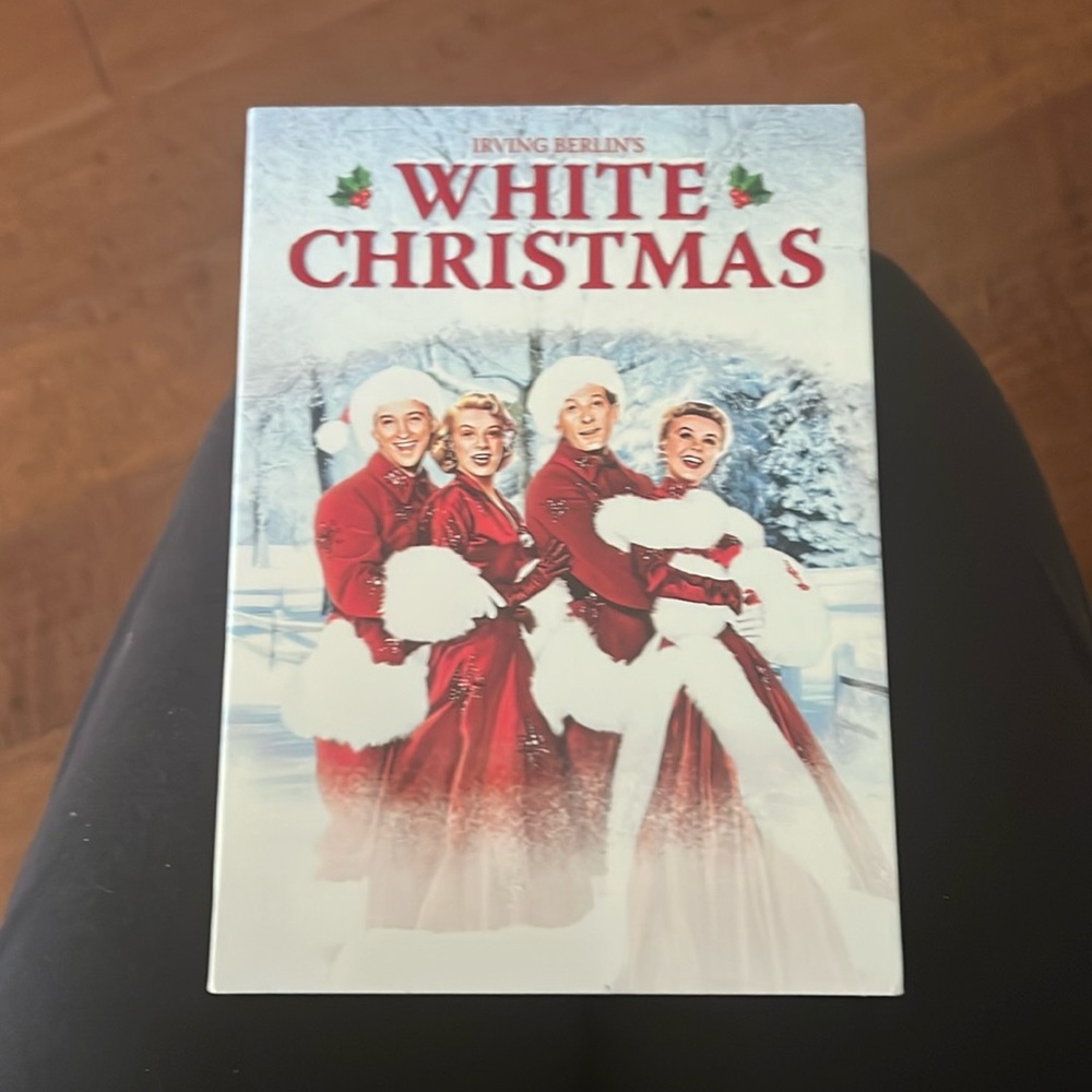 WHITE CHRISTMAS DVD- NWOT